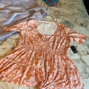 Torrid Coral and White Floral Blouse